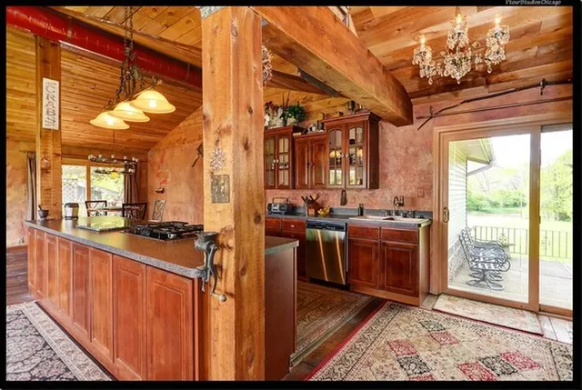 $649,000 | 8538 Washington Street, Downers Grove, IL 60516