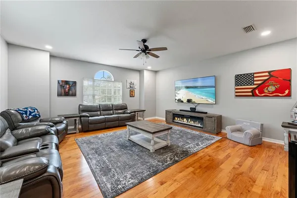 $1,080,000 | 5292 Kernwood Court, Palm Harbor, FL 34685