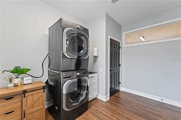 $1,080,000 | 5292 Kernwood Court, Palm Harbor, FL 34685