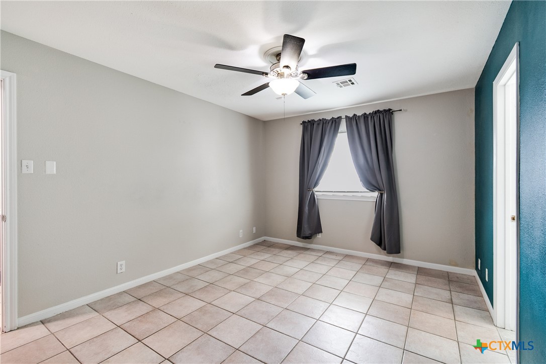 18 Morgan's Point Boulevard Belton, TX 76513 - Photo 21 of 44