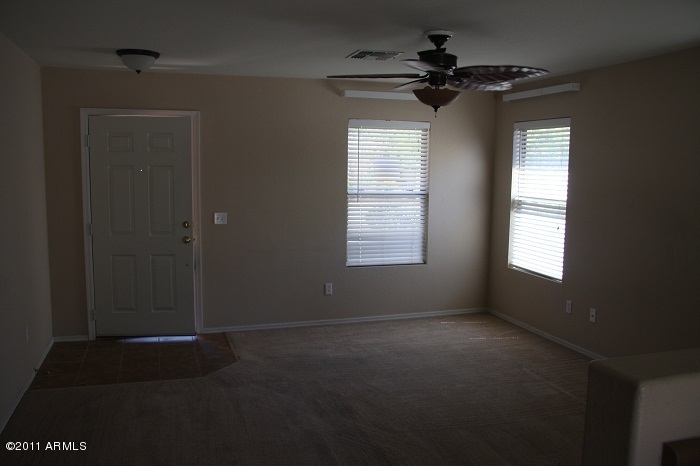 9617 West Payson Road Tolleson, AZ 85353 - Photo 3 of 10 LIVING ROOM2