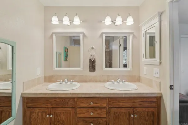 $990,000 | 1921 Via Corina, Alpine, CA 91901