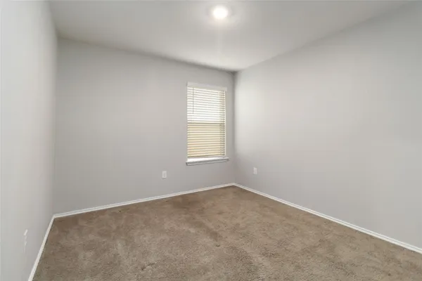 $2,000 | 2845 Wolfcreek, New Braunfels, TX 78130