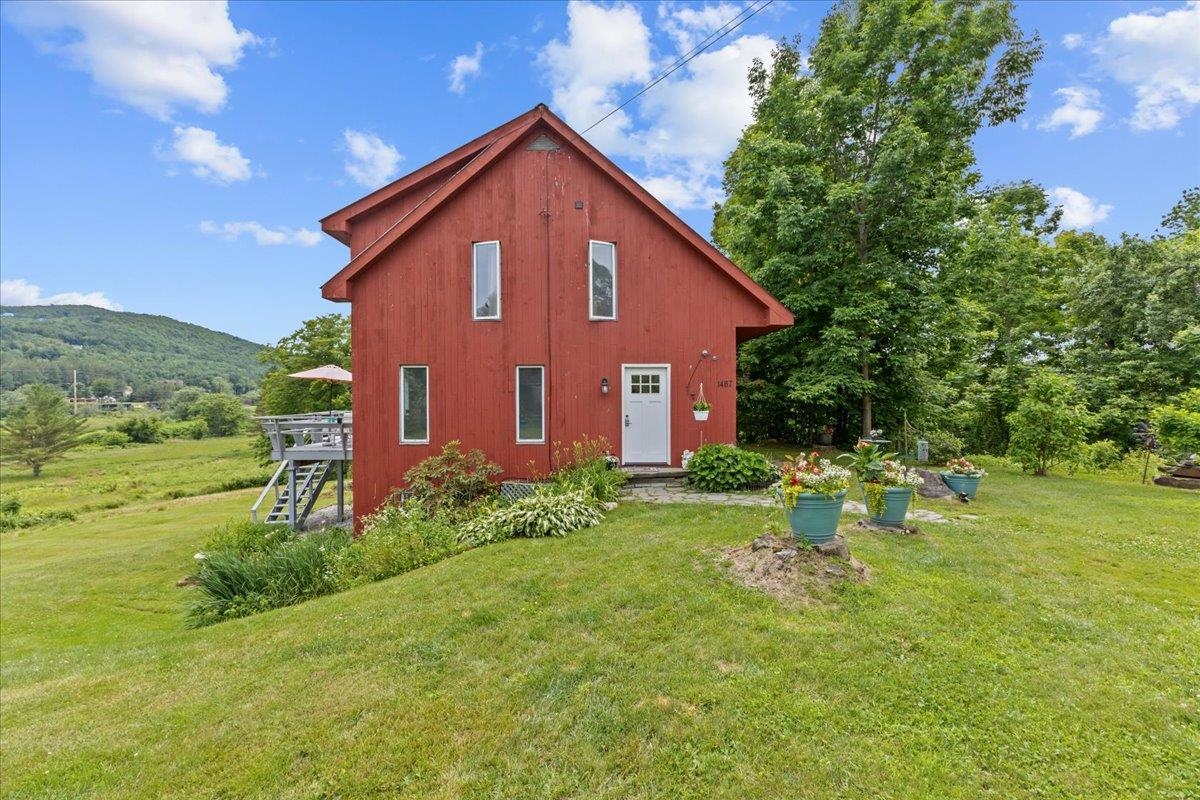 1487 River Road Stowe, VT 05672 - Photo 8 of 56