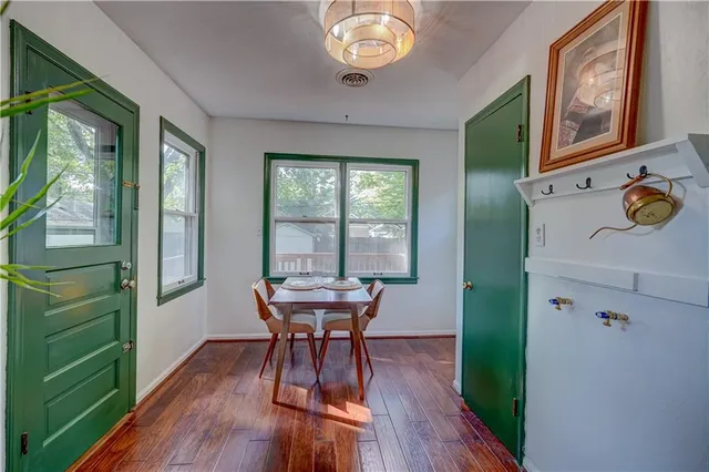 $225,000 | 7602 Pennsylvania Avenue, Kansas City, MO 64114