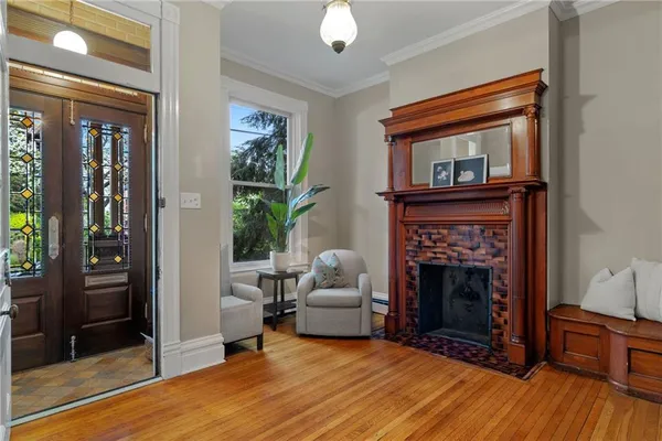 $1,585,000 | 719 College Street, Pittsburgh, PA 15232