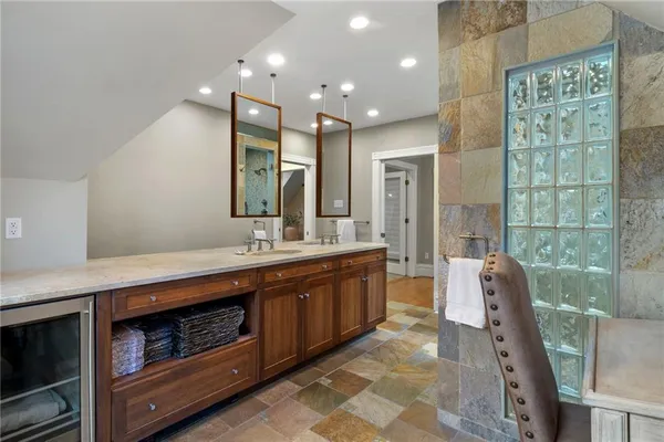 $1,585,000 | 719 College Street, Pittsburgh, PA 15232