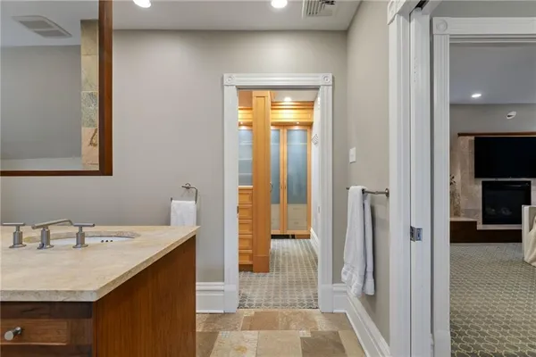 $1,585,000 | 719 College Street, Pittsburgh, PA 15232