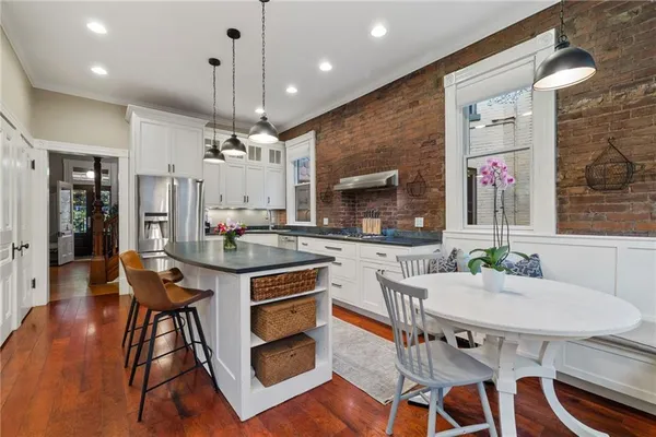 $1,585,000 | 719 College Street, Pittsburgh, PA 15232