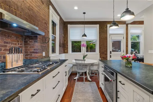 $1,585,000 | 719 College Street, Pittsburgh, PA 15232