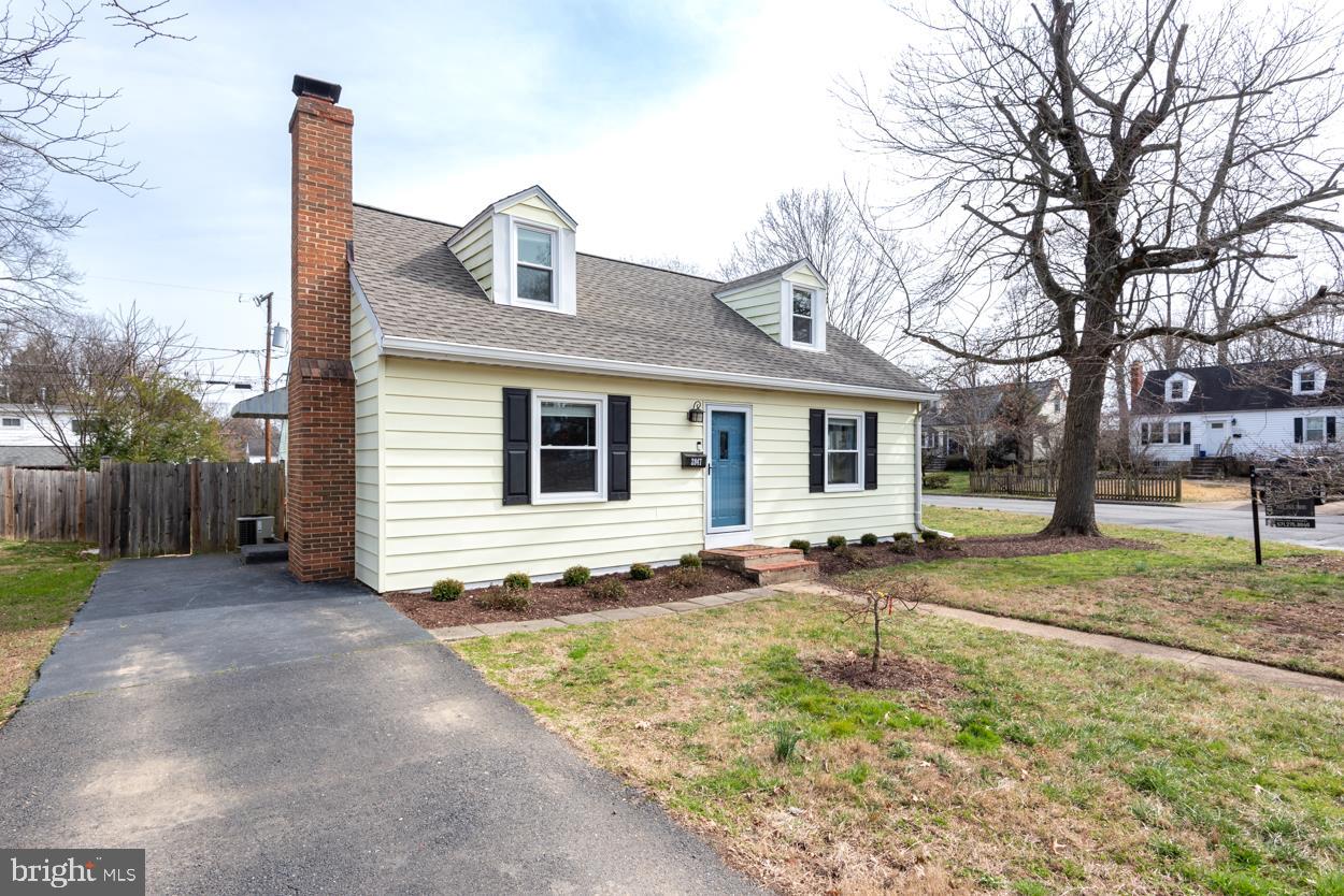 2847 Cameron Road Falls Church, VA 22042 - Photo 3 of 39 Gallery Image 3