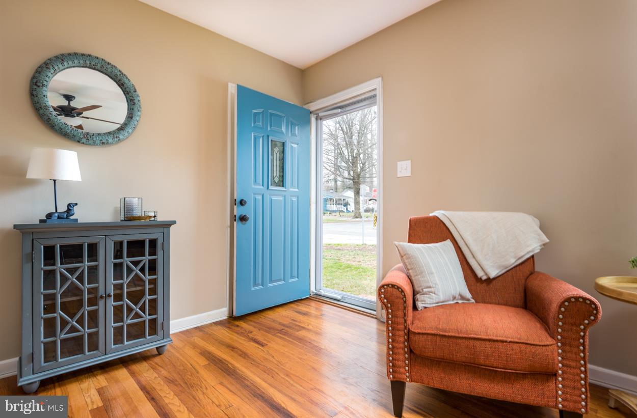 2847 Cameron Road Falls Church, VA 22042 - Photo 5 of 39 Gallery Image 5
