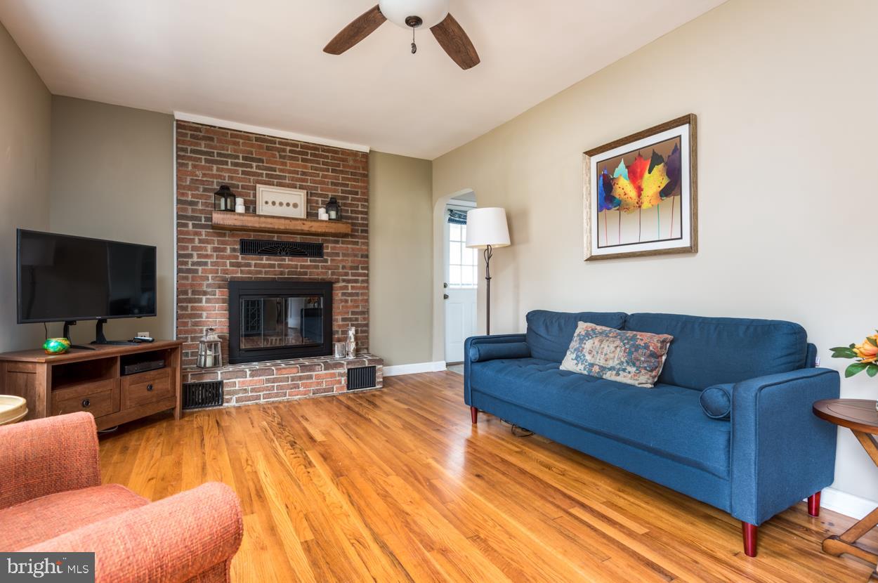 2847 Cameron Road Falls Church, VA 22042 - Photo 9 of 39 Gallery Image 9