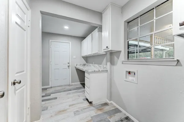 a view of an empty walk in closet