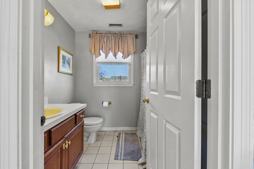 148 Robinette Road Stoughton, MA 02072 - Photo 19 of 41 Gallery Image 19