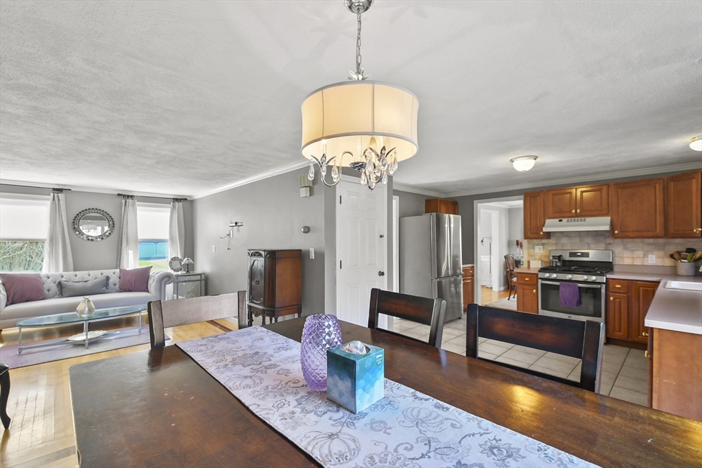 148 Robinette Road Stoughton, MA 02072 - Photo 10 of 41 Gallery Image 10