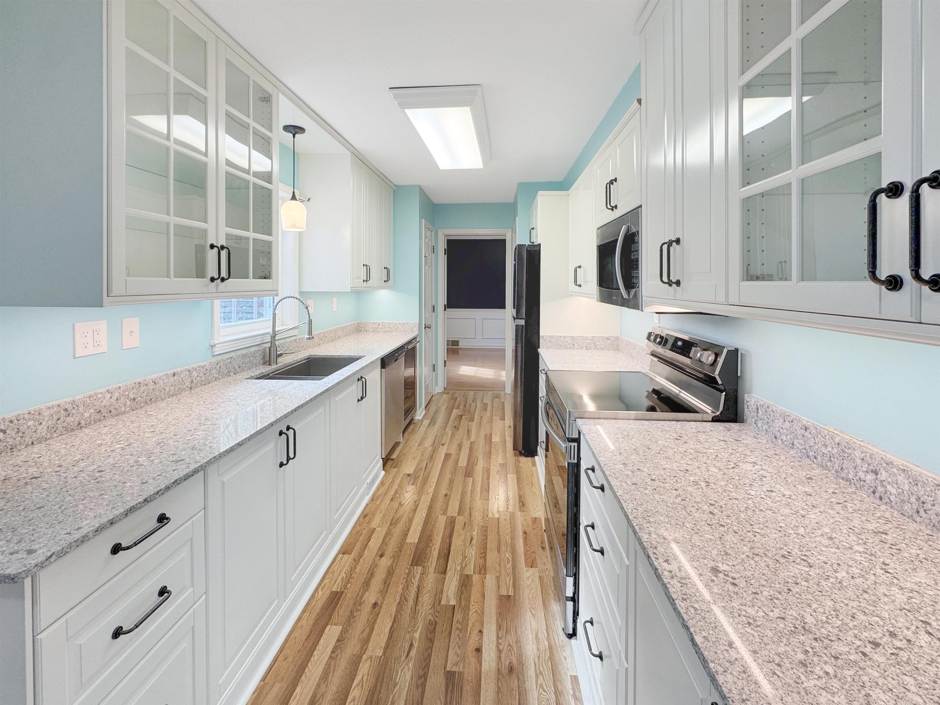 2112 Allenby Road Germantown, TN 38139 - Photo 16 of 40