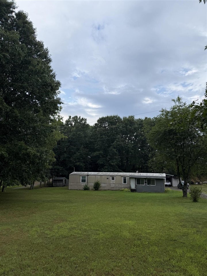 22104 Kendaville Road Pierson, MI 49339 - Photo 41 of 47 Gallery Image 41