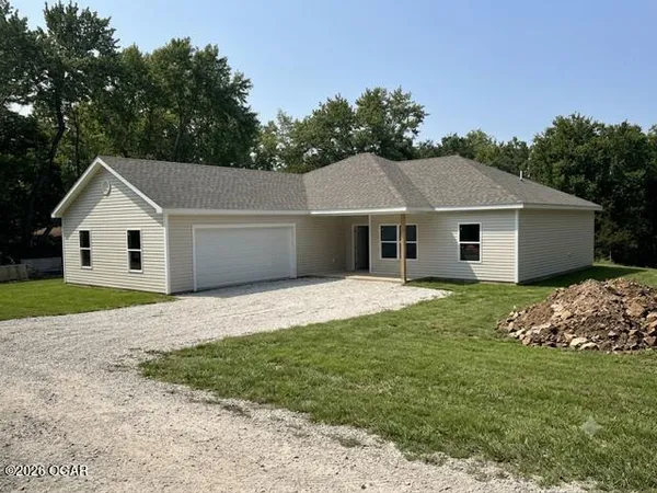 $275,000 | 314 West Gum Road, Carterville, MO 64835