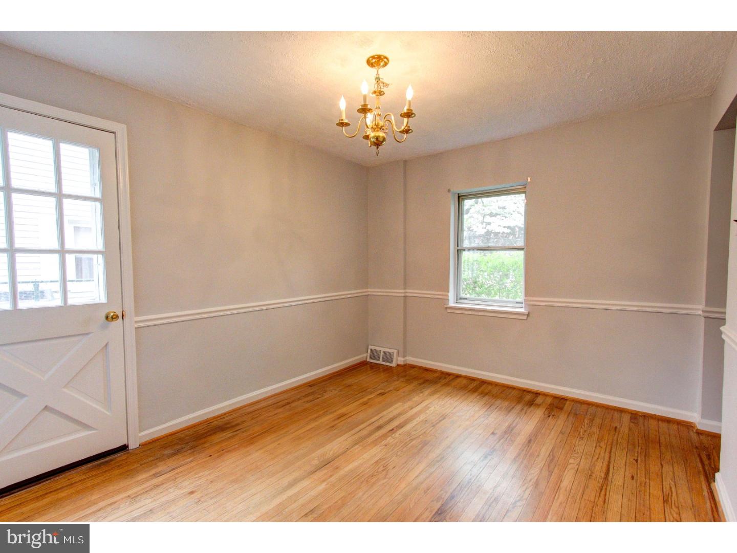 224 Allison Road Oreland, PA 19075 - Photo 12 of 25 Dining Room