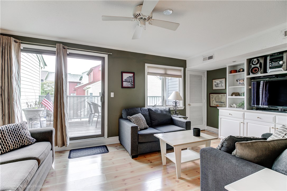 216 Goddard Row Newport, RI 02840 - Photo 3 of 19