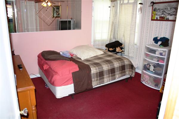 182 Rosewell Street Springfield, MA 01109 - Photo 6 of 10 Gallery Image 6