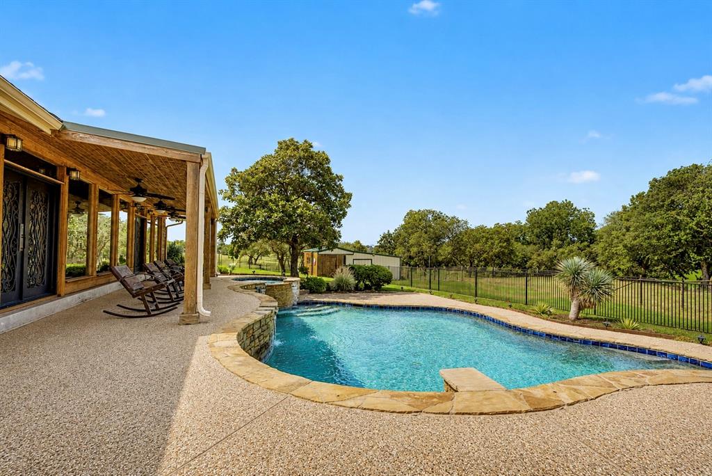 2121 Old Dicey Road Weatherford, TX 76085 - Photo 23 of 29 Gallery Image 23
