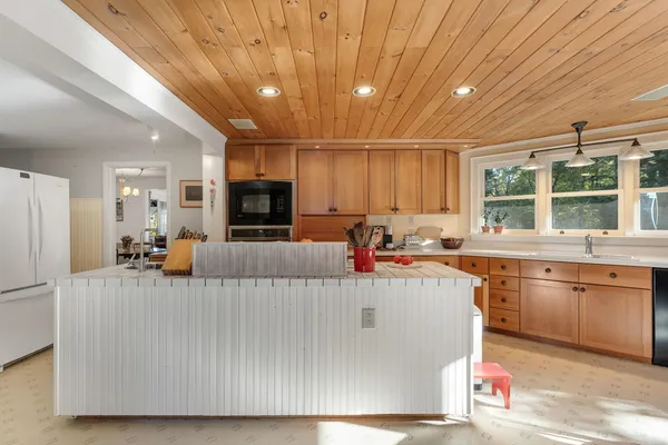 $474,900 | 61 Richardson Road, Berlin, VT 05602