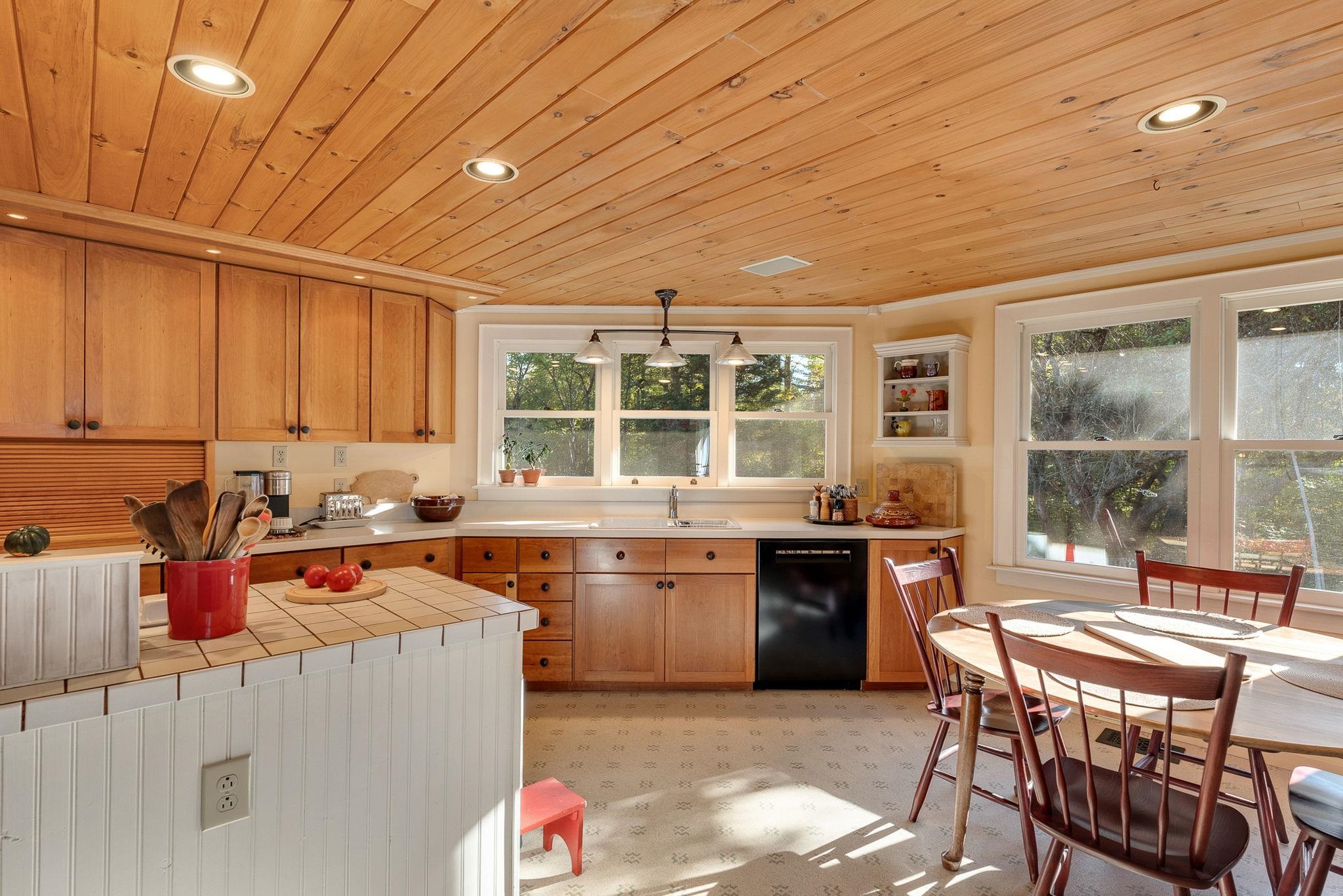 61 Richardson Road Berlin, VT 05602 - Photo 18 of 59