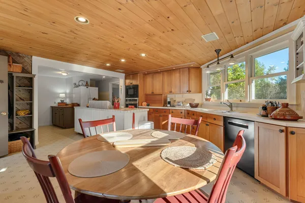 $474,900 | 61 Richardson Road, Berlin, VT 05602