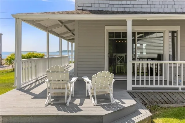 a living room filled with furniture