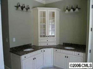 5531 Closeburn Road Charlotte, NC 28210 - Photo 4 of 6 Gallery Image 4
