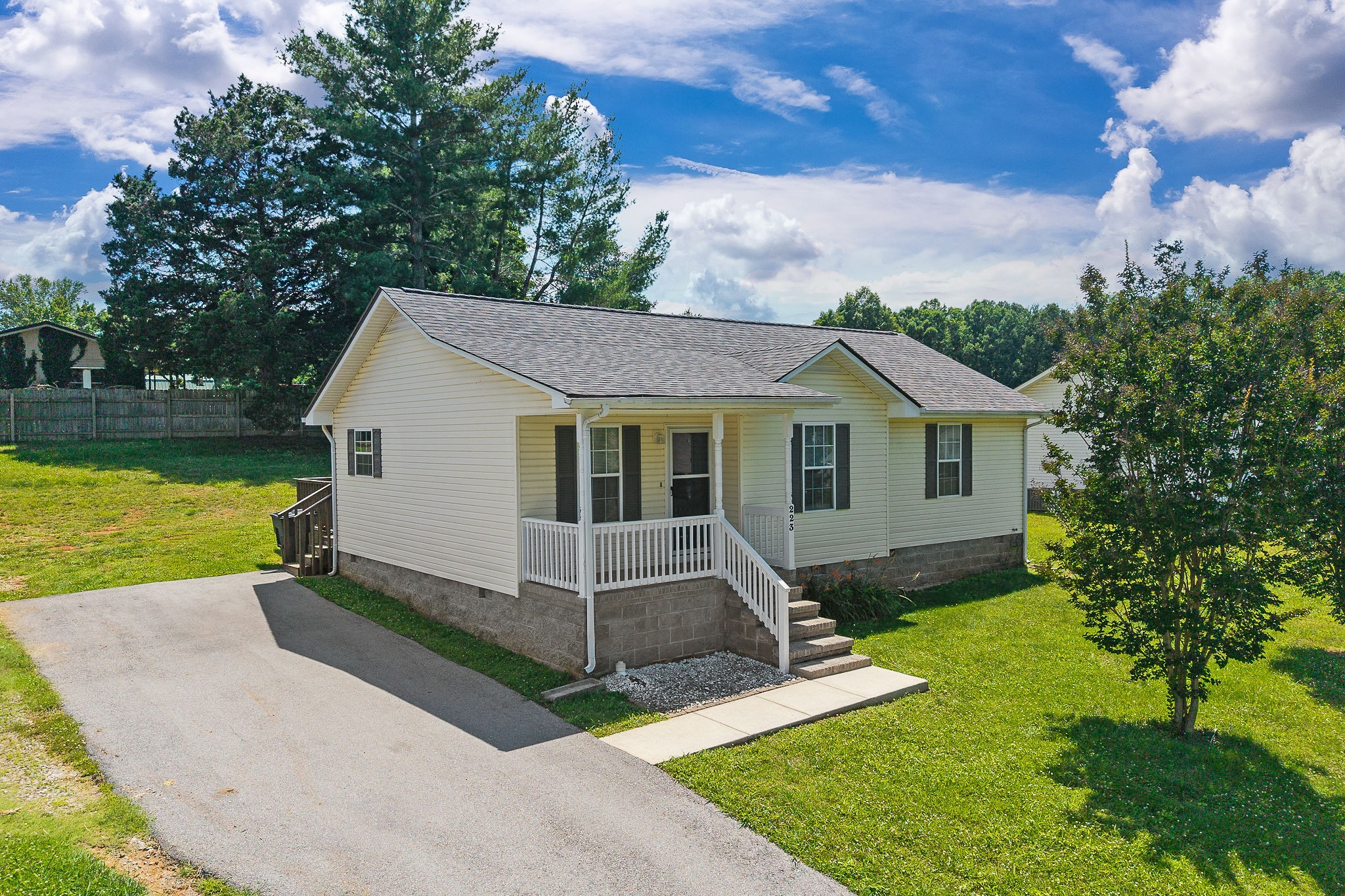 223 Willow Way McMinnville, TN 37110 - Photo 16 of 20