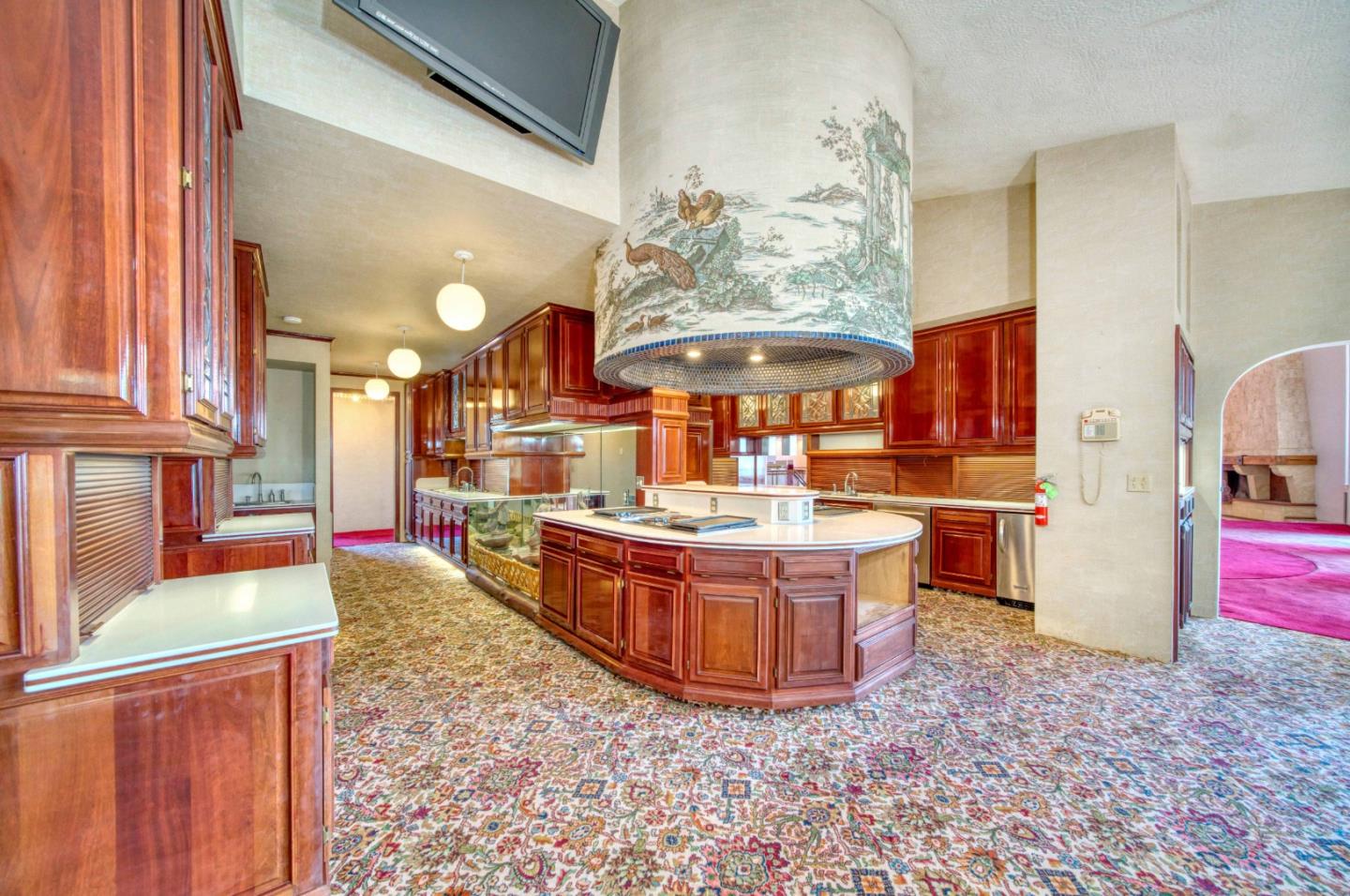 800 El Granada Boulevard El Granada, CA 94019 - Photo 19 of 57 a large kitchen island with a large tub