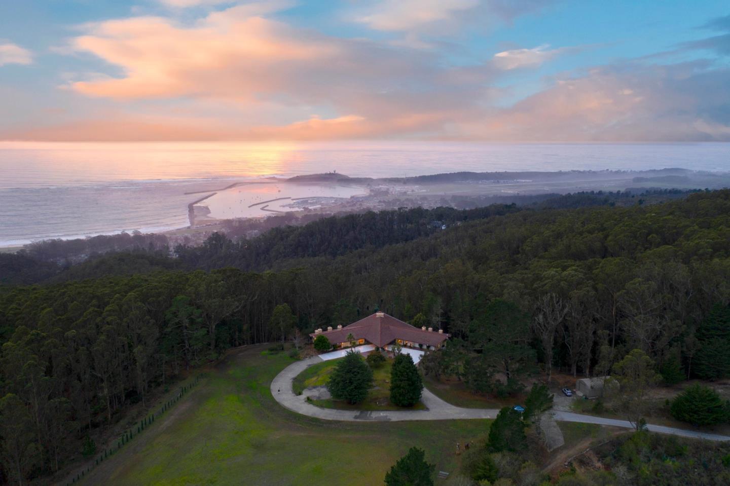 800 El Granada Boulevard El Granada, CA 94019 - Photo 51 of 57 a view of a lake in middle of the house
