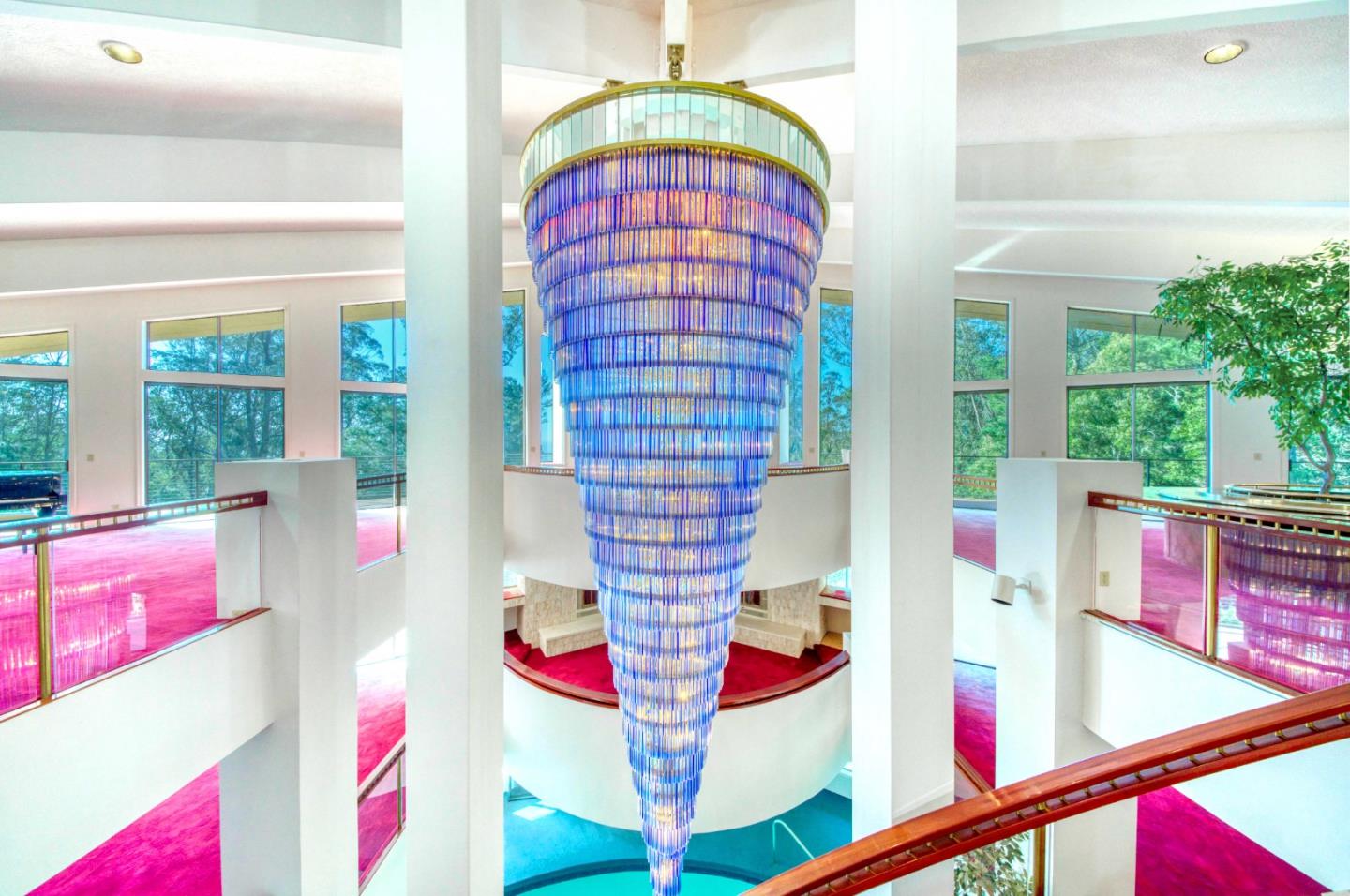 800 El Granada Boulevard El Granada, CA 94019 - Photo 7 of 57 a view of an entryway with seating area