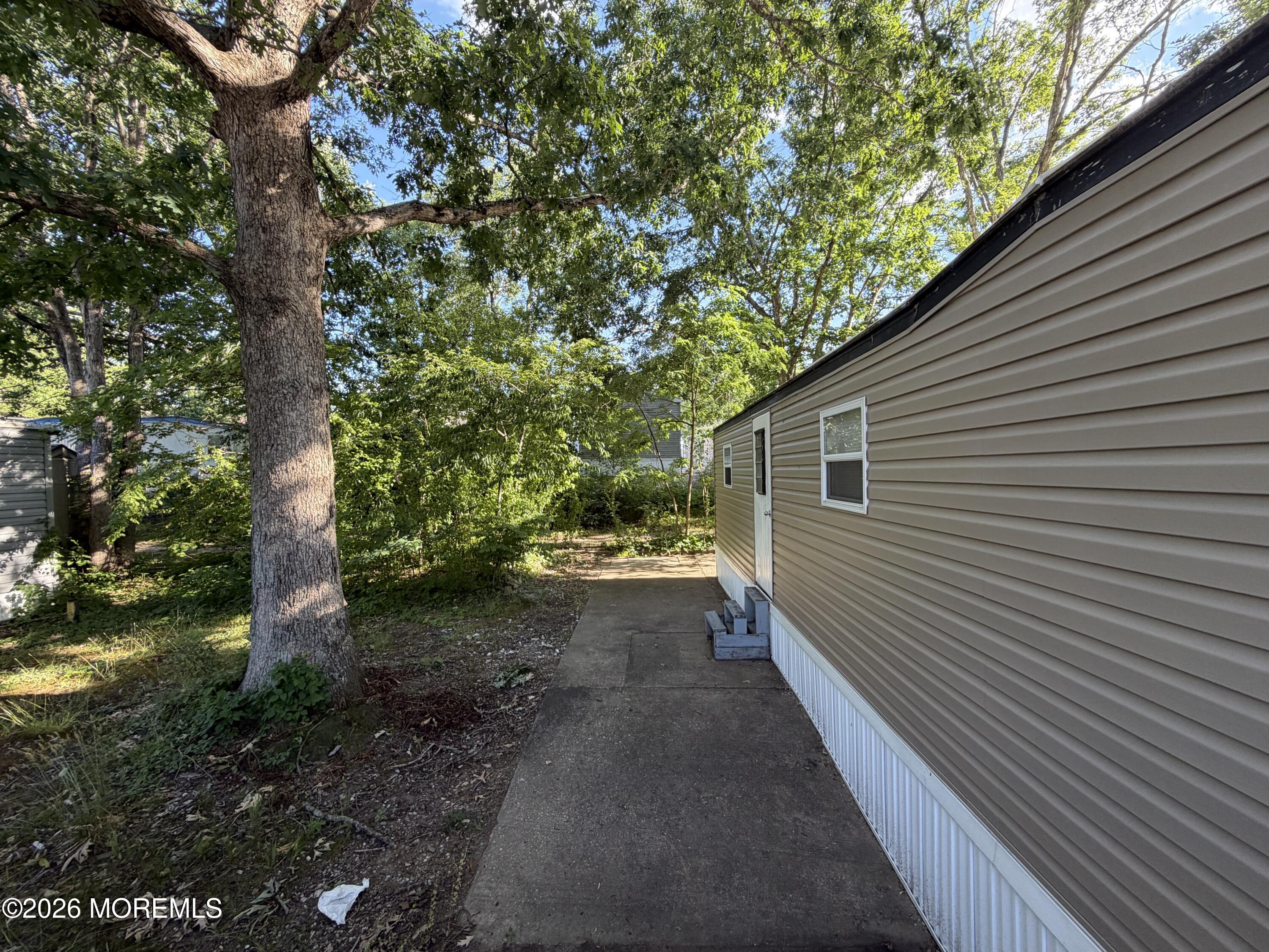 66 Roberts Road Englewood Cliffs, NJ 07632 - Photo 12 of 13 IMG_5486