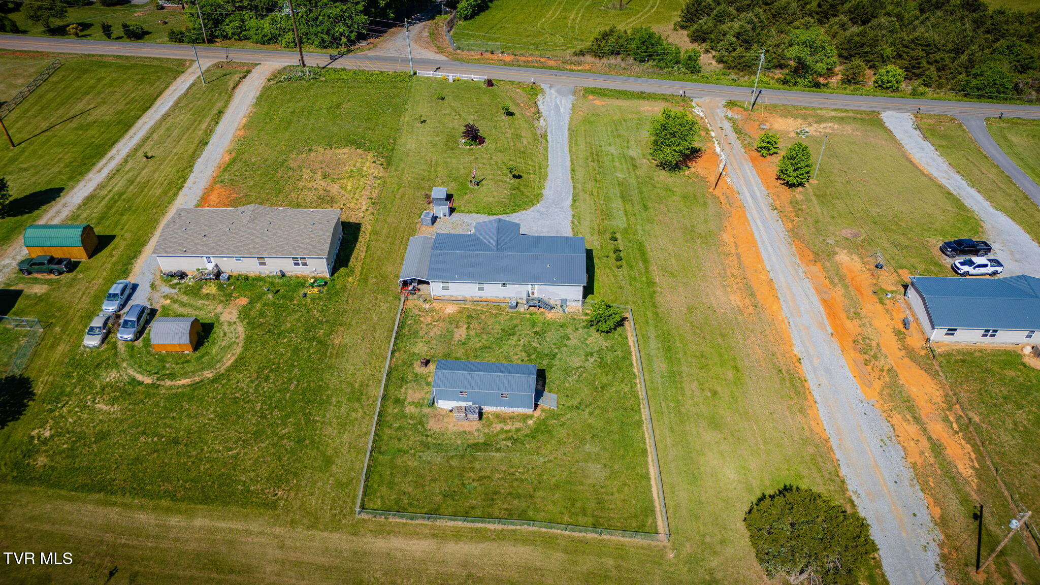 241 Forest Road Mosheim, TN 37818 - Photo 30 of 32 103