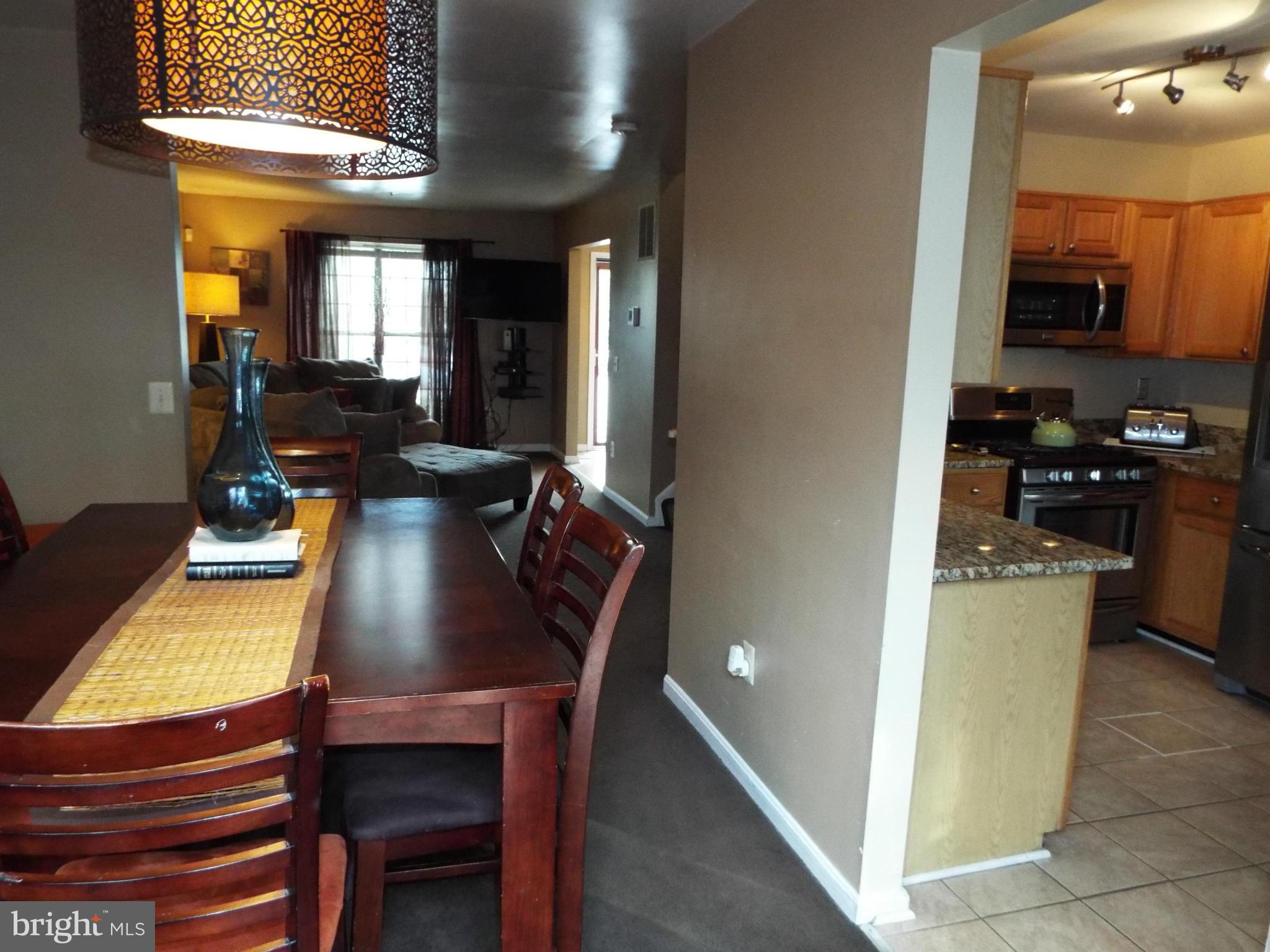 7570 Maury Road Baltimore, MD 21244 - Photo 14 of 28 Dining Room