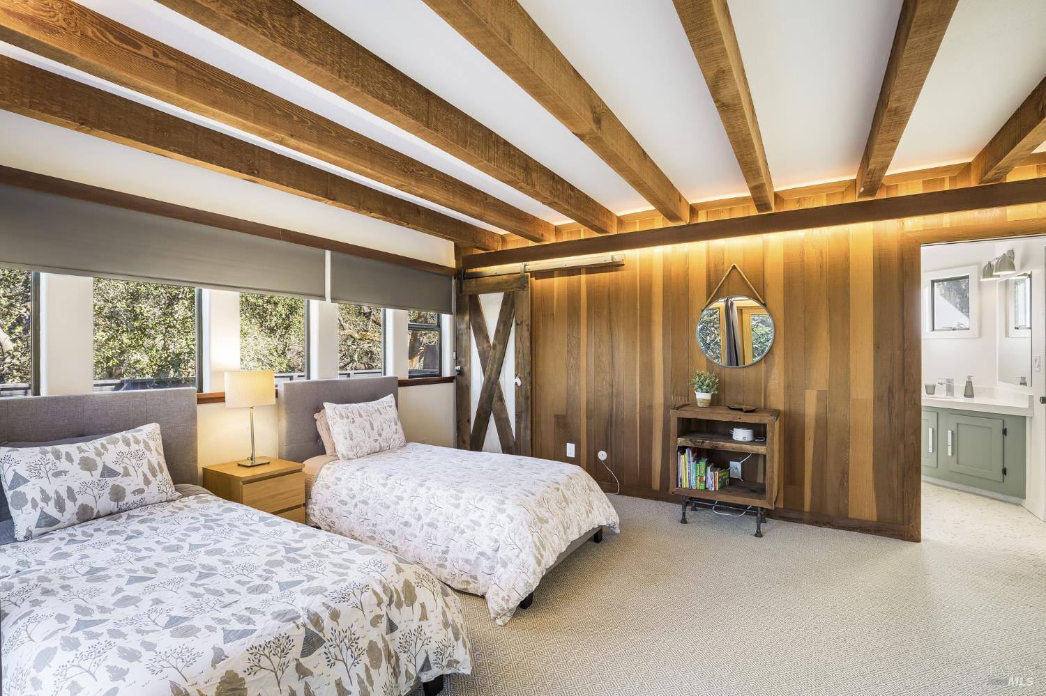705 Chiquita Road Healdsburg, CA 95448 - Photo 25 of 72 There is now a king size bed in this room