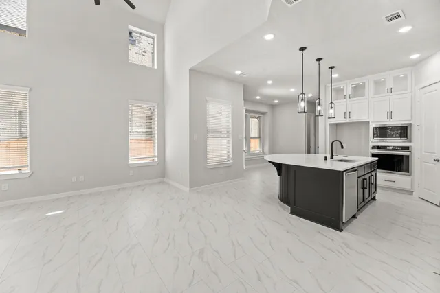 $449,990 | 2708 Woodforest Parkway North, Montgomery, TX 77316