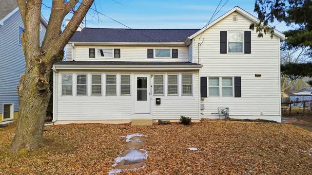 $114,900 | 102 East Winfield Street, Morrison, IL 61270