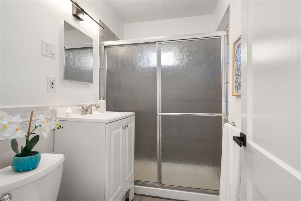 39 Bond Street, Unit 39 Somerville, MA 02145 - Photo 19 of 29