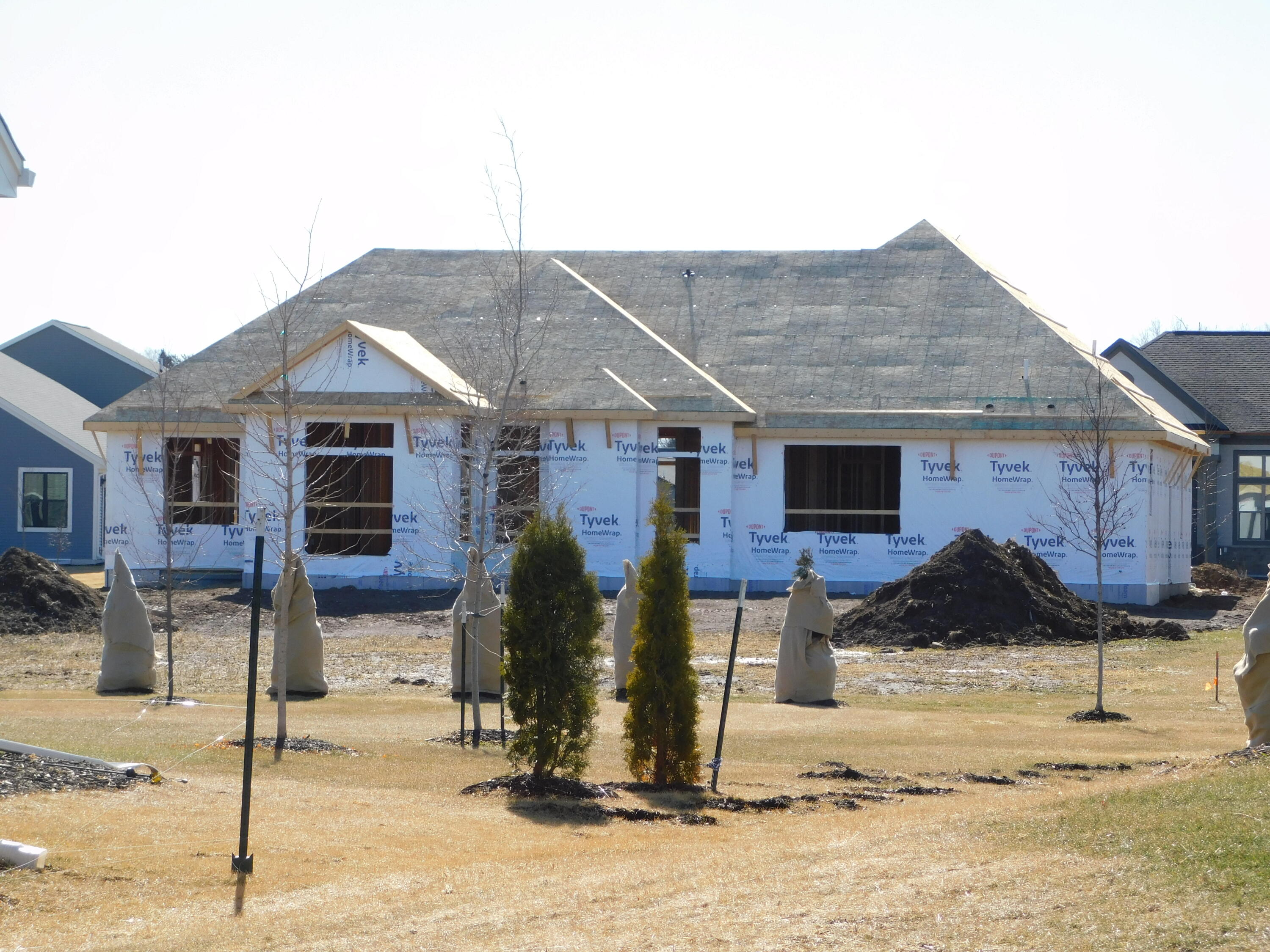 792 North Sparrow Way Grafton, WI 53024 - Photo 4 of 8 Rear View deep lot