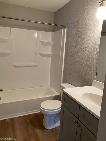 $950 | 425 Homestead Street, Unit F, Gibsonville, NC 27249