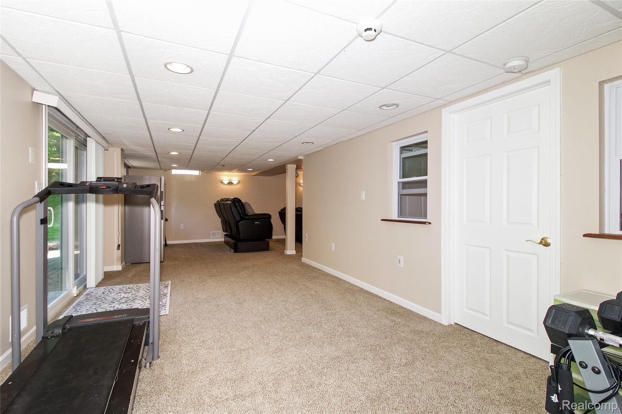 4353 Ridge Court Pinckney, MI 48169 - Photo 25 of 50 25.jpg