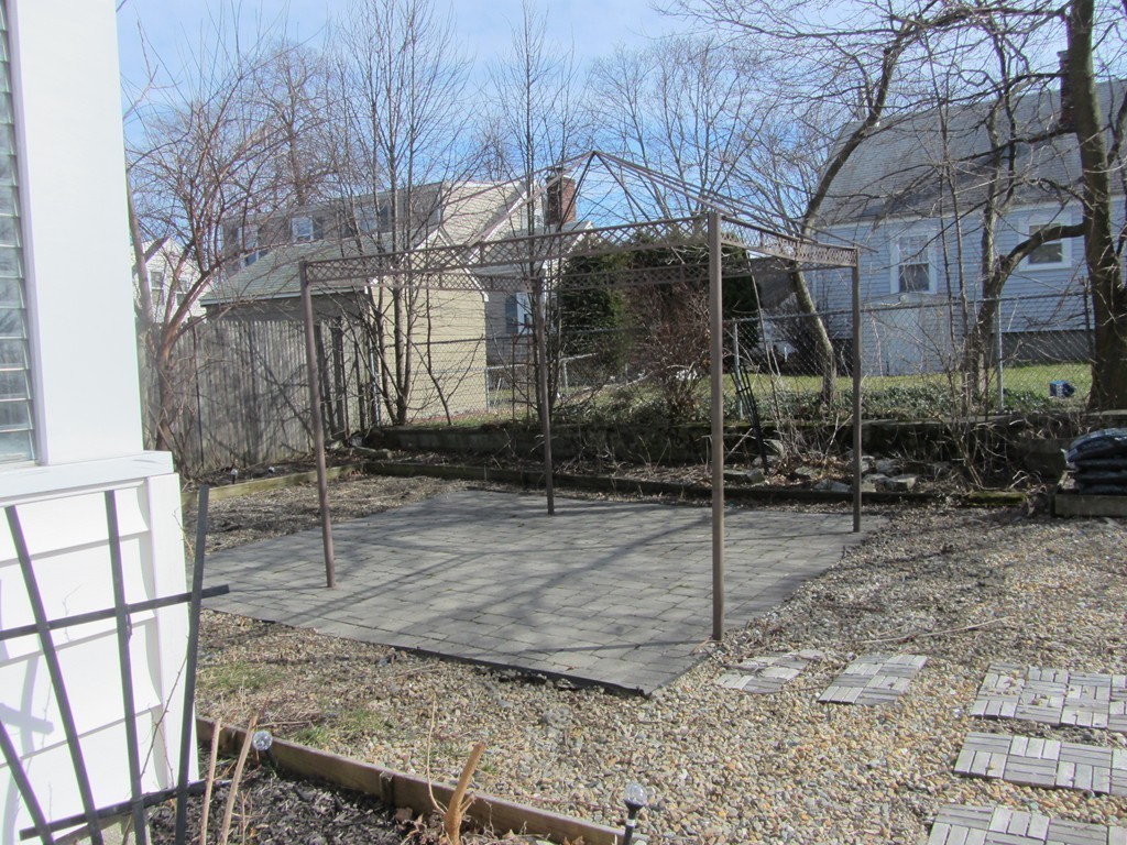 52 Starrett Road Lynn, MA 01905 - Photo 21 of 26 Gallery Image 21