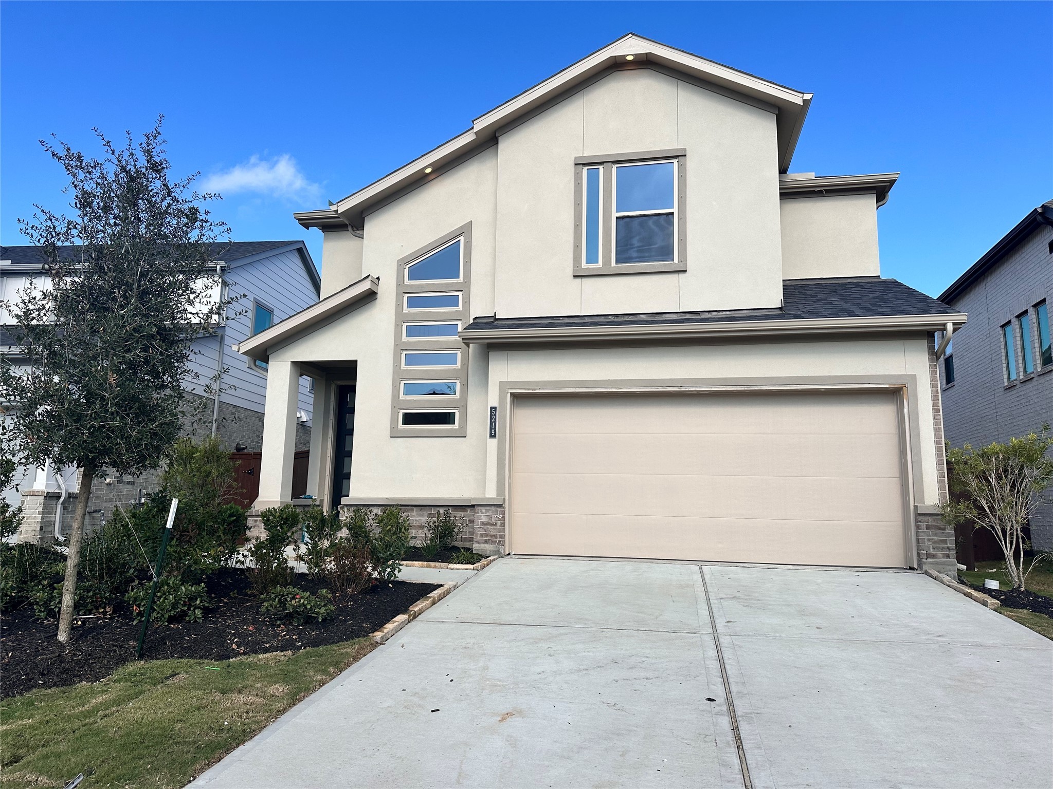 5219 Getty Lane Iowa Colony, TX 77578 - Photo 1 of 29 a front view of house with garden