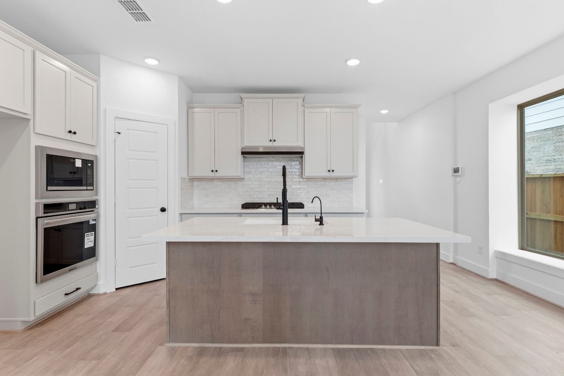5219 Getty Lane Iowa Colony, TX 77578 - Photo 12 of 37