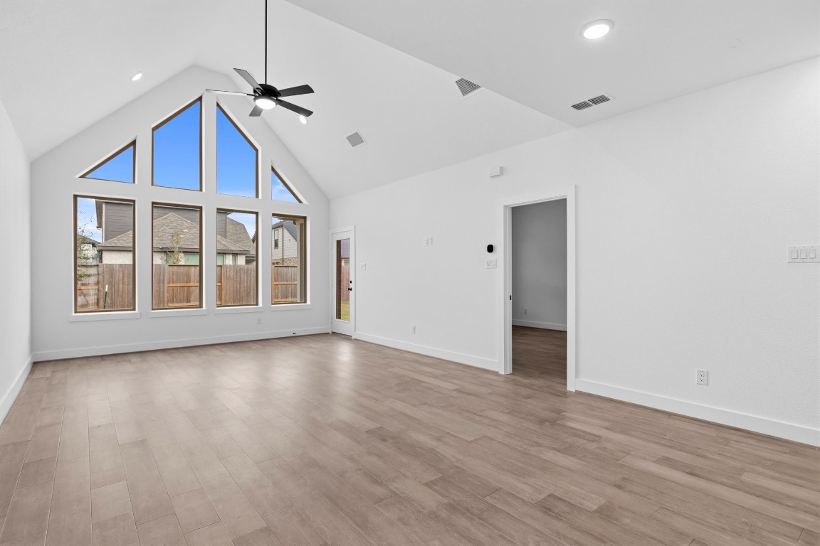 5219 Getty Lane Iowa Colony, TX 77578 - Photo 8 of 37